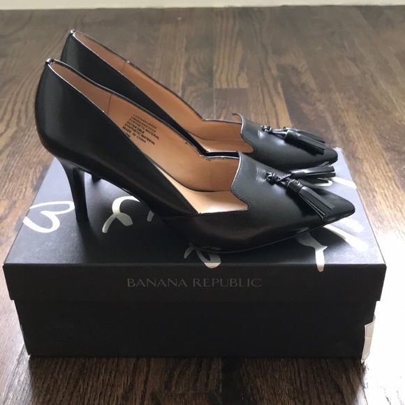 BANANA REPUBLIC Avila tassel heels - Picture 2 of 6